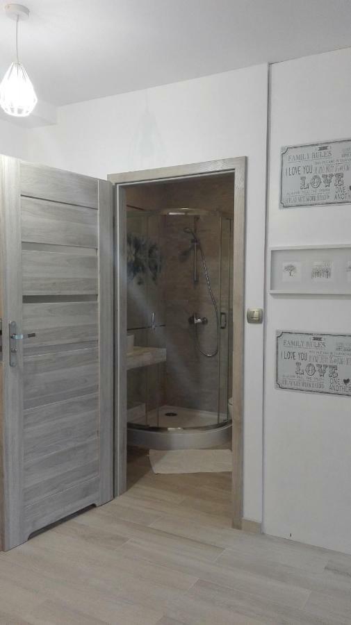 Apartament Lux Monika Rewal Z Tarasem I Garazem Exterior photo